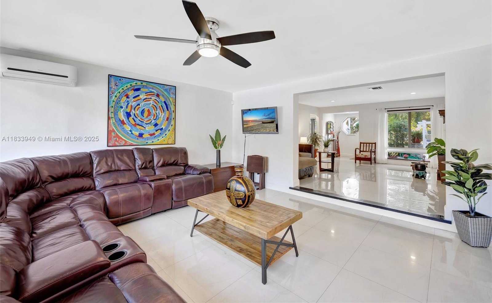 Small Image of 2261 NORTH EAST 62ND ST, Fort Lauderdale Number 2