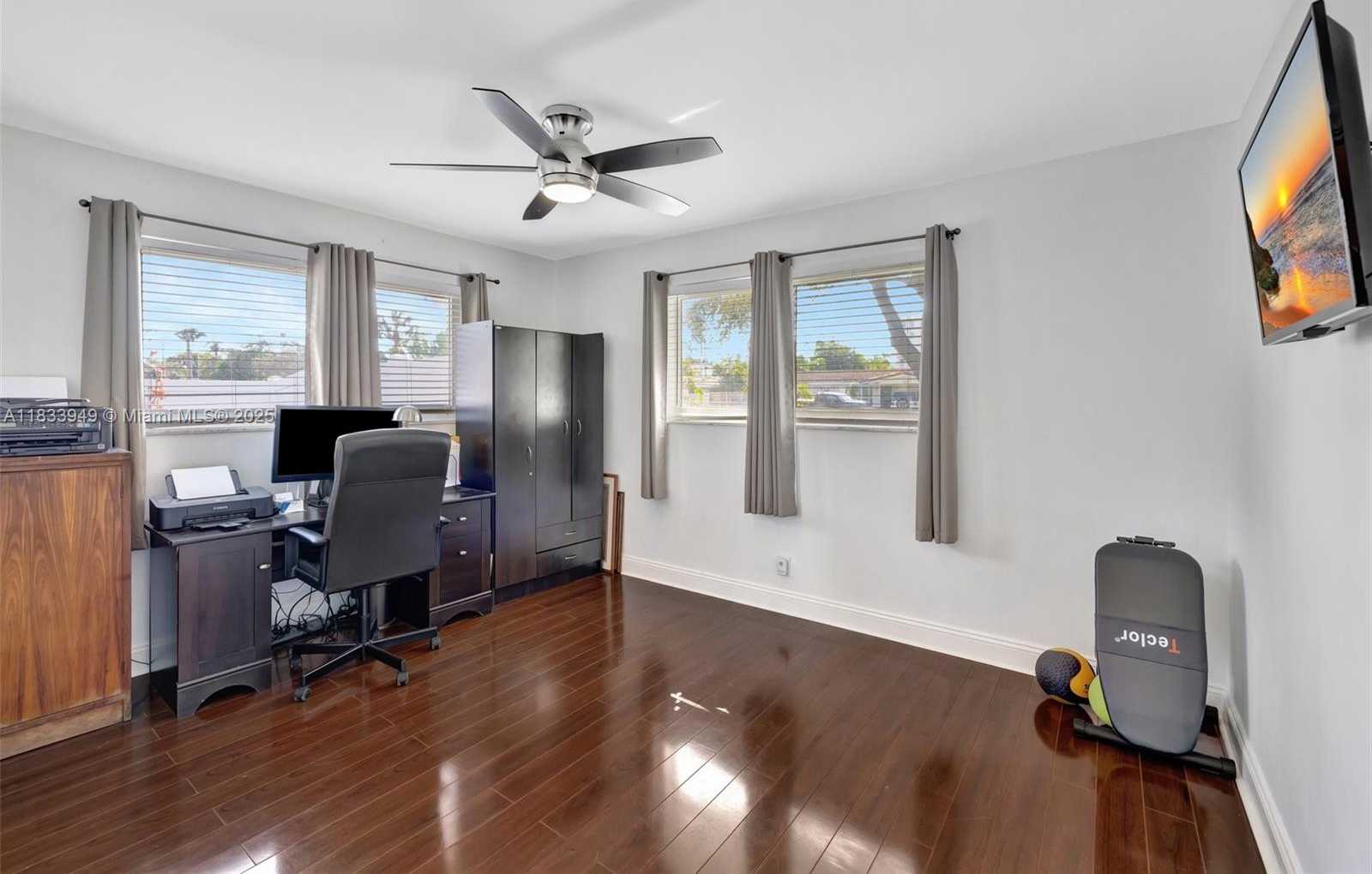 Small Image of 2261 NORTH EAST 62ND ST, Fort Lauderdale Number 21