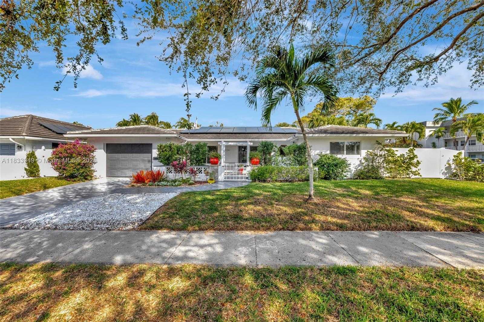 Small Image of 2261 NORTH EAST 62ND ST, Fort Lauderdale Number 52