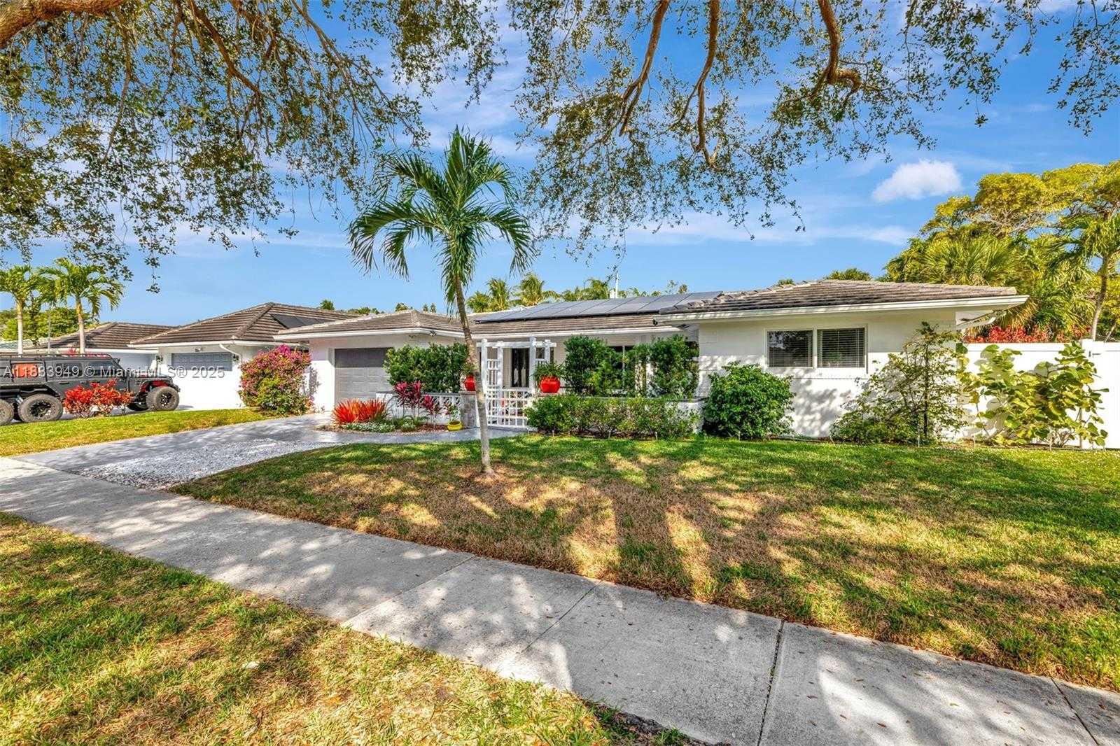 Small Image of 2261 NORTH EAST 62ND ST, Fort Lauderdale Number 53