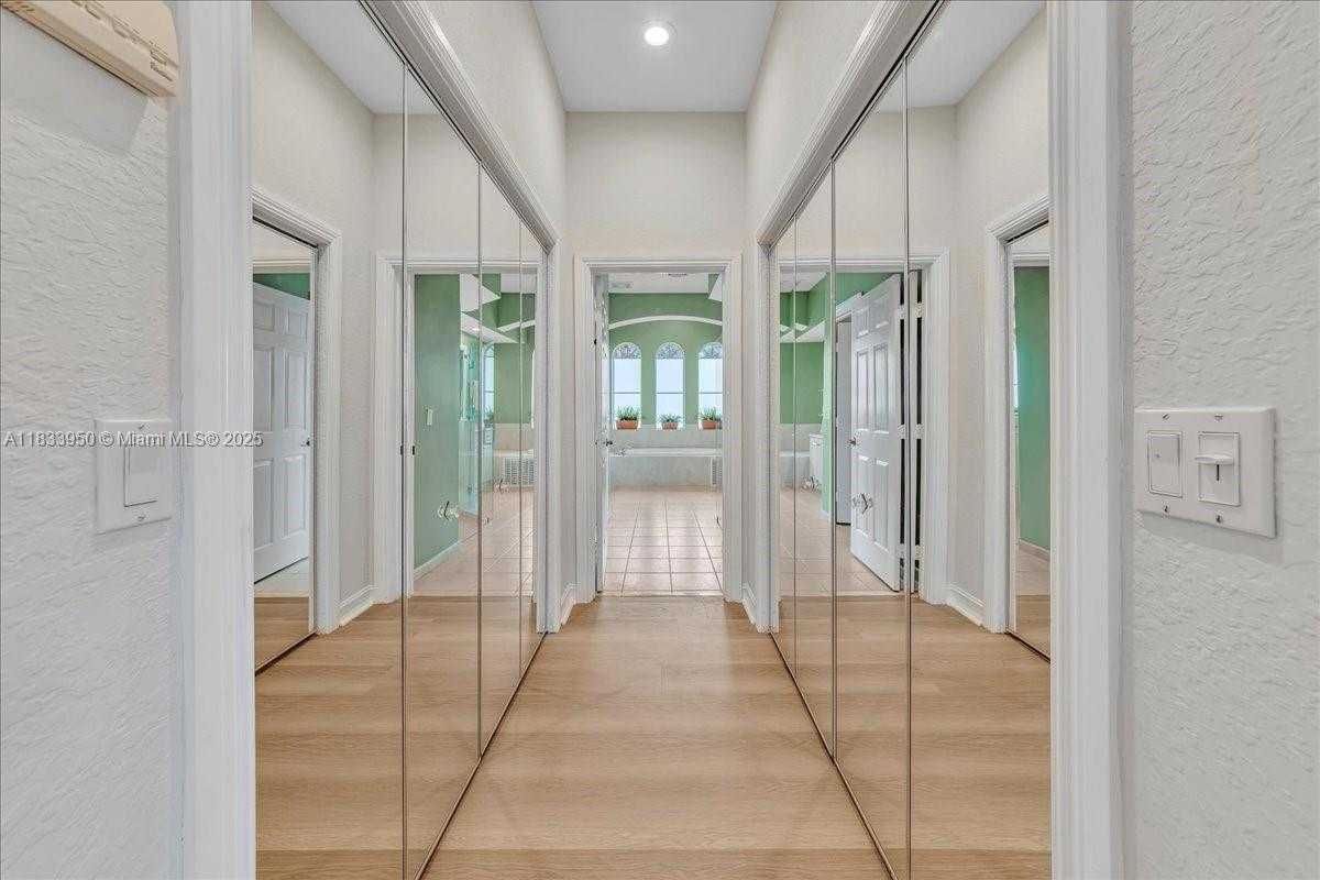 Small Image of 12580 NORTH WEST 76TH ST, Parkland Number 13