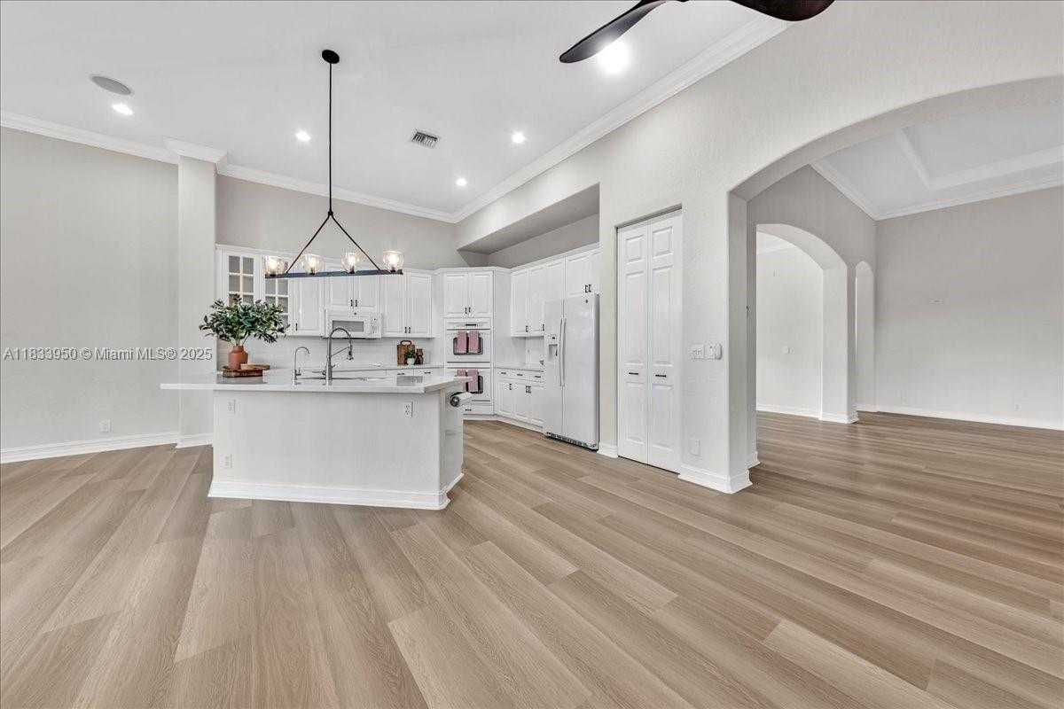 Small Image of 12580 NORTH WEST 76TH ST, Parkland Number 17