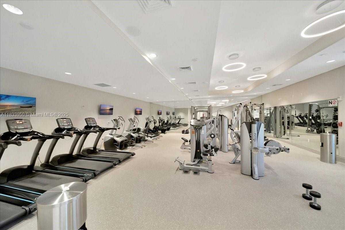 Small Image of 12580 NORTH WEST 76TH ST, Parkland Number 83