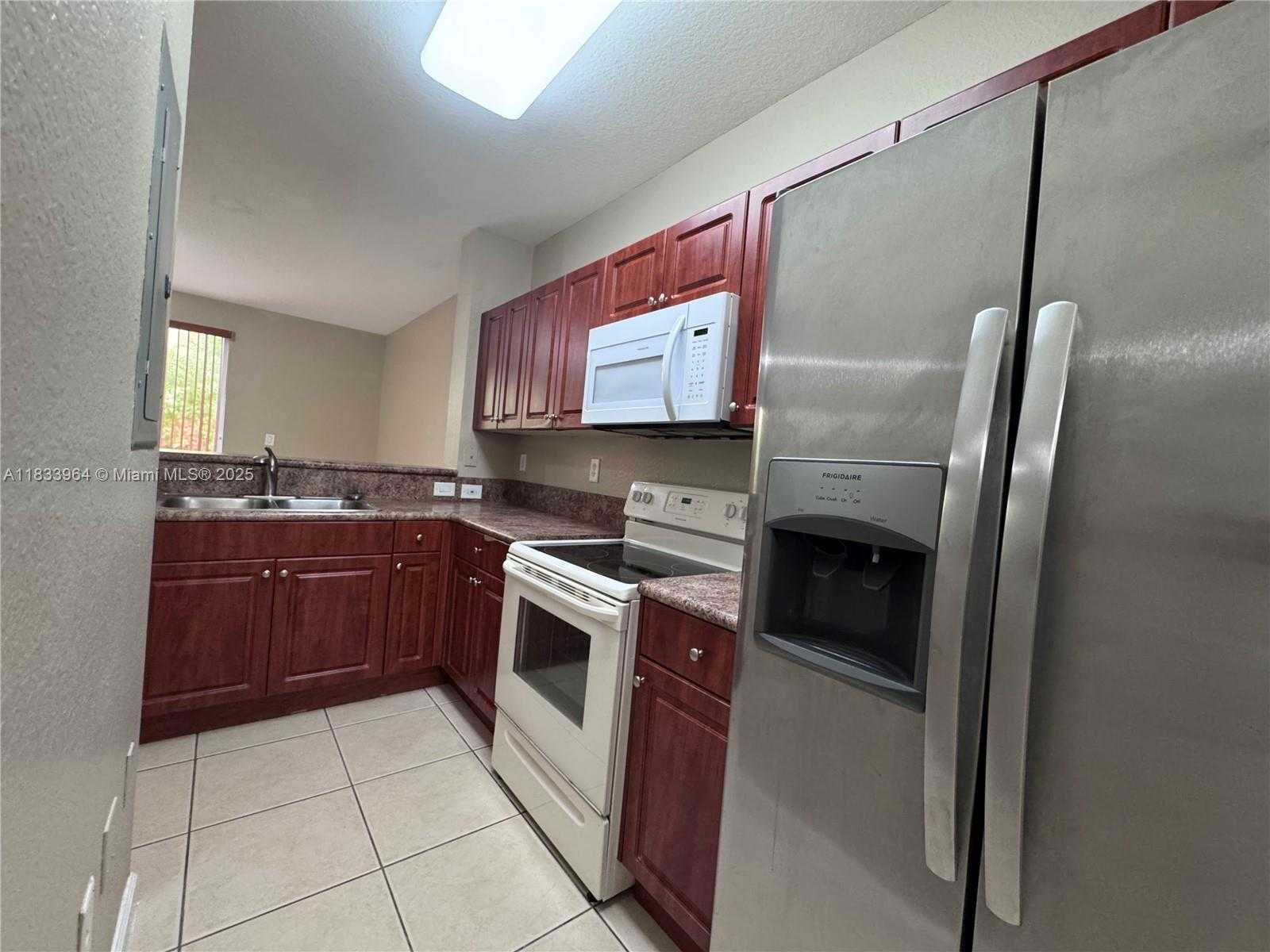 Small Image of 9239 SOUTH WEST 227TH ST, Cutler Bay Number 11