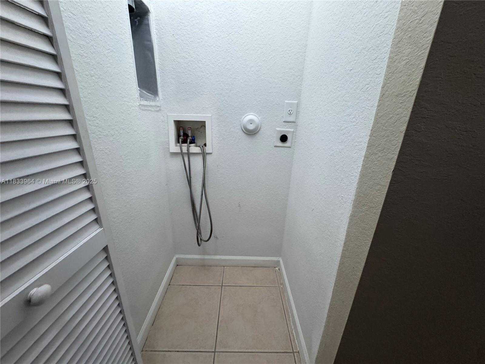 Small Image of 9239 SOUTH WEST 227TH ST, Cutler Bay Number 12