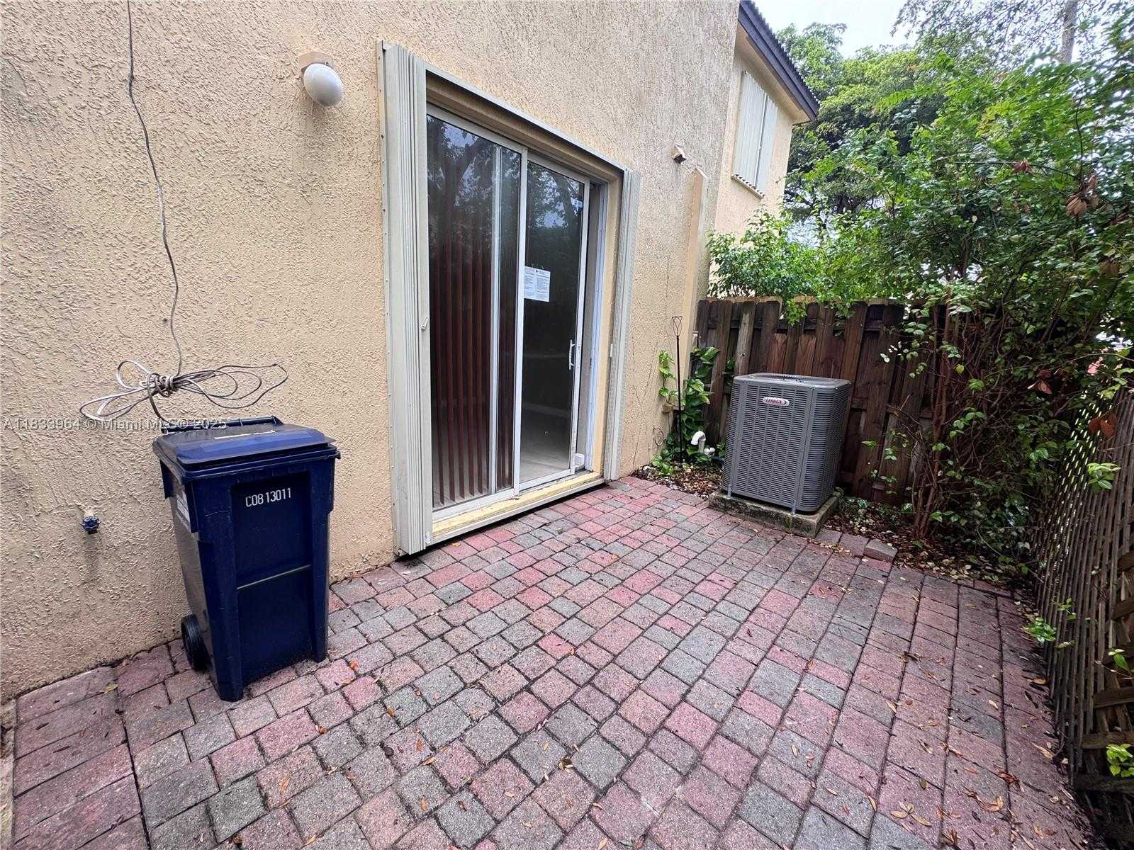 Small Image of 9239 SOUTH WEST 227TH ST, Cutler Bay Number 17