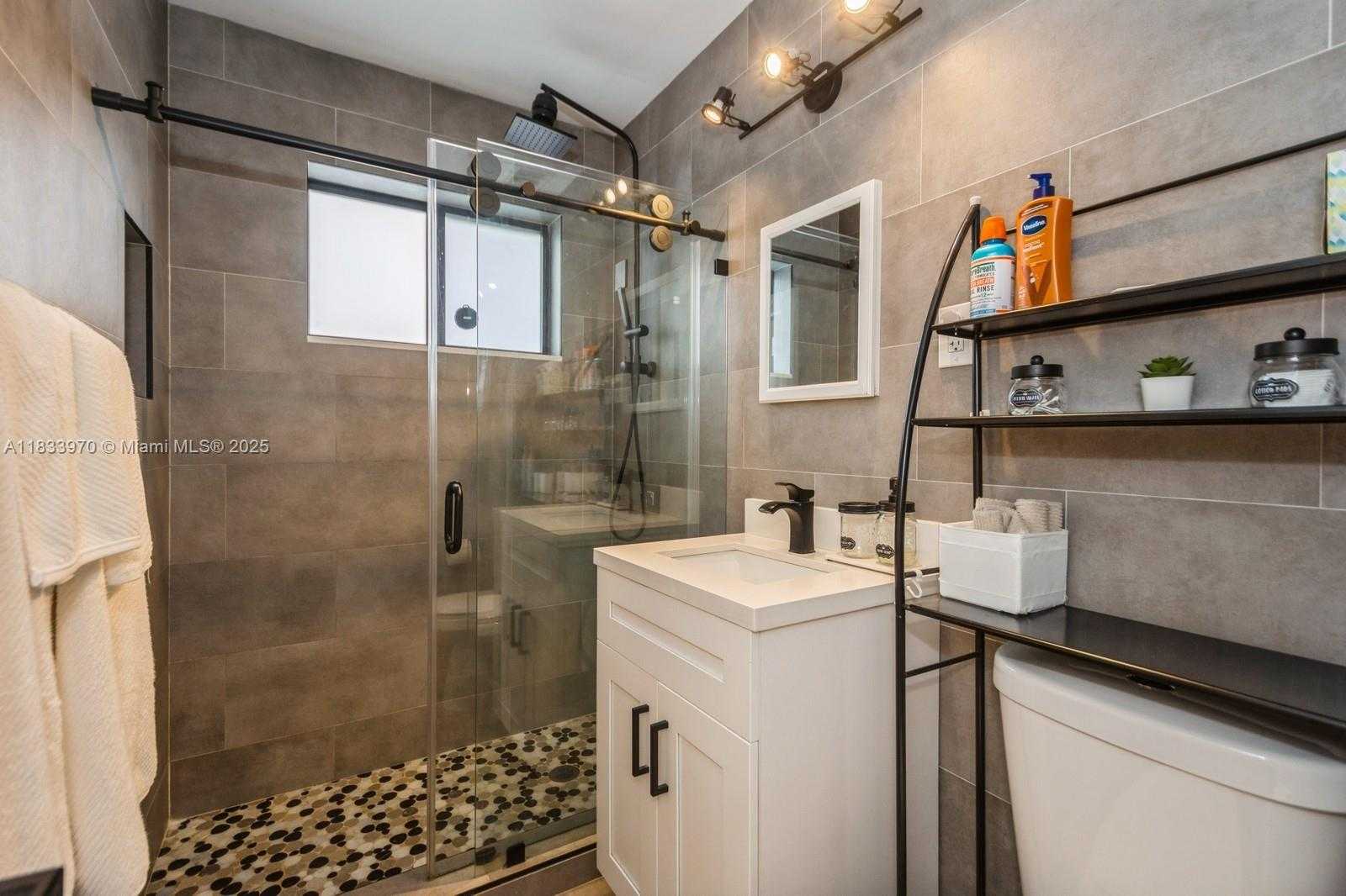 Small Image of 1530 NORTH 69TH WAY, Hollywood Number 21
