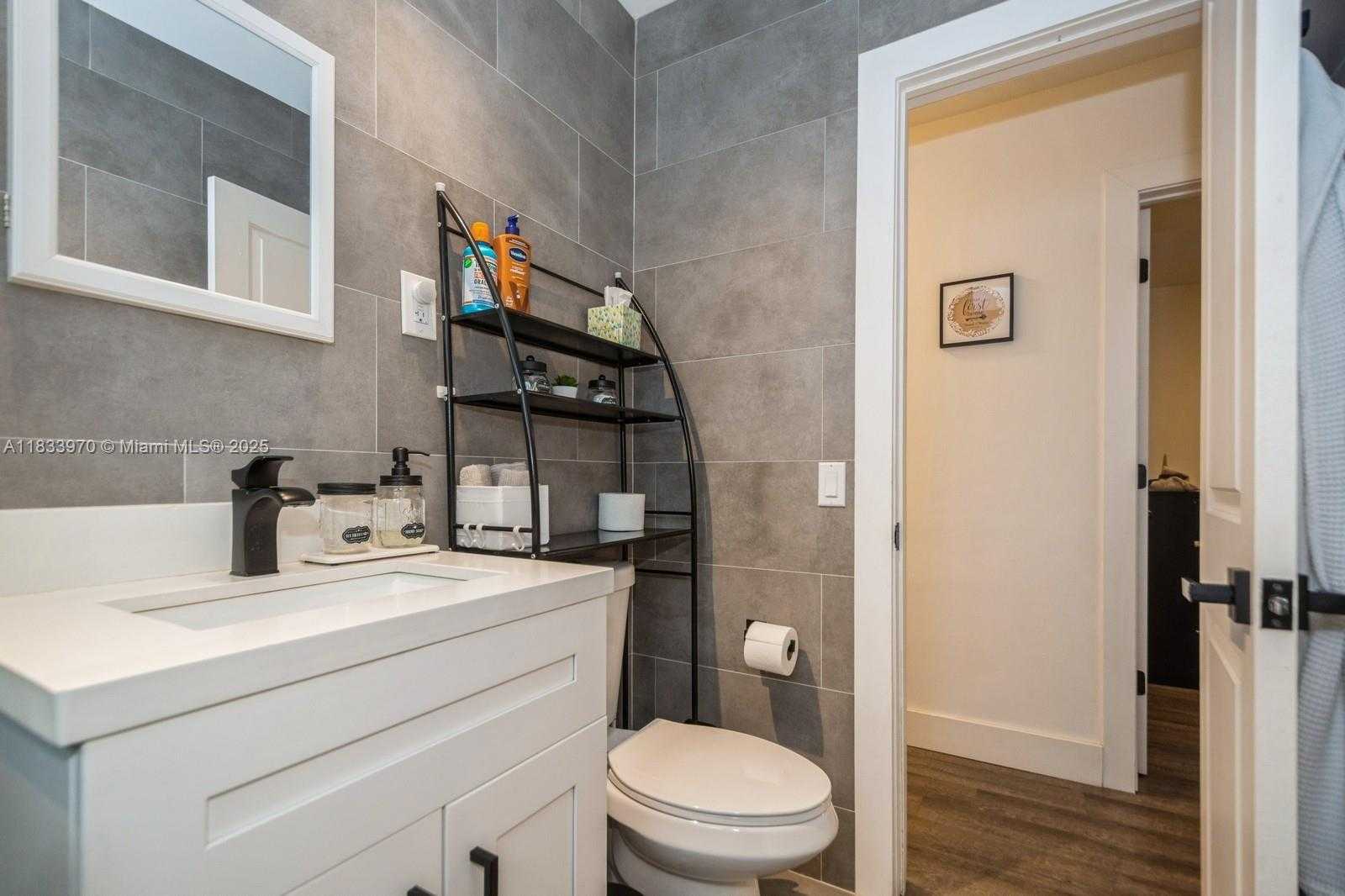 Small Image of 1530 NORTH 69TH WAY, Hollywood Number 22