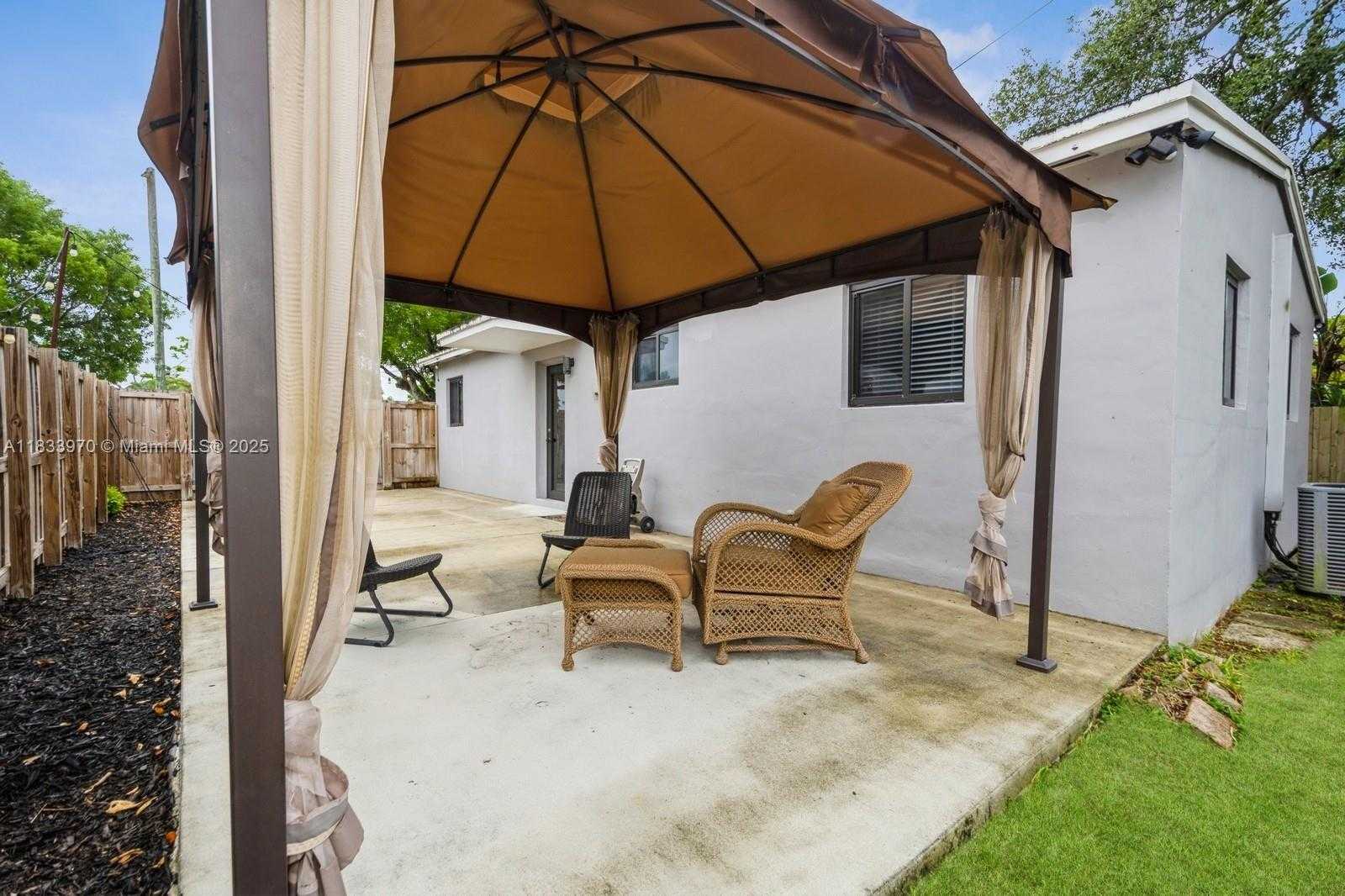 Small Image of 1530 NORTH 69TH WAY, Hollywood Number 27