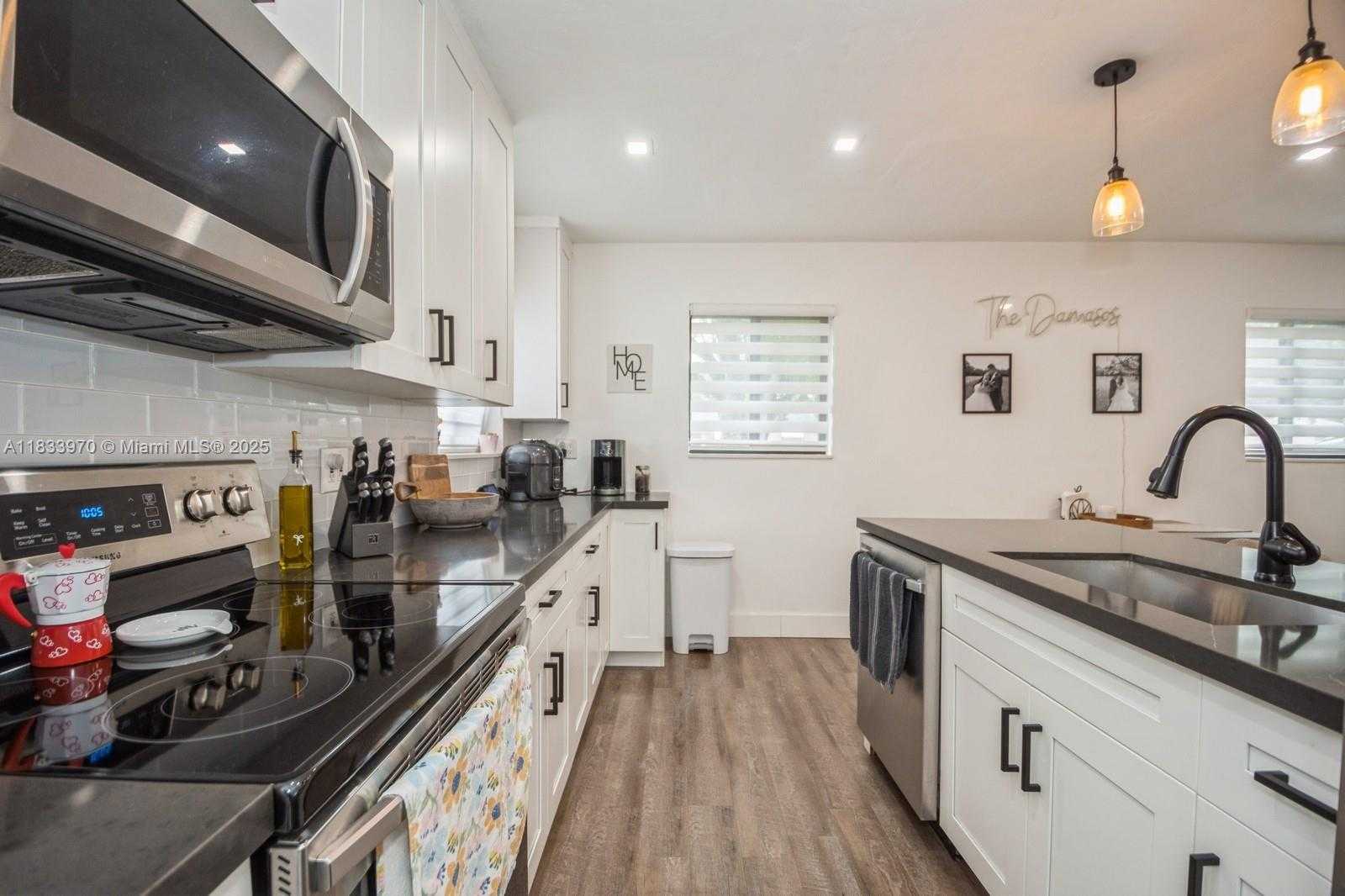 Small Image of 1530 NORTH 69TH WAY, Hollywood Number 9