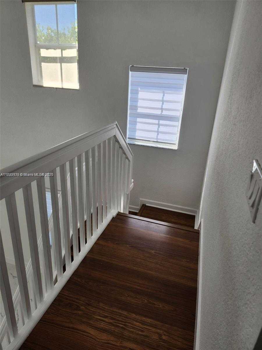 Small Image of 8465 NORTH WEST 108TH PATH, Doral Number 11
