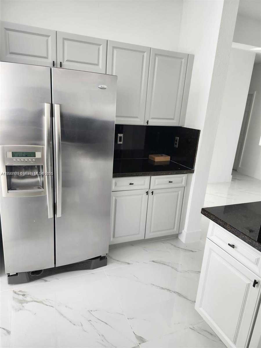 Small Image of 8465 NORTH WEST 108TH PATH, Doral Number 19
