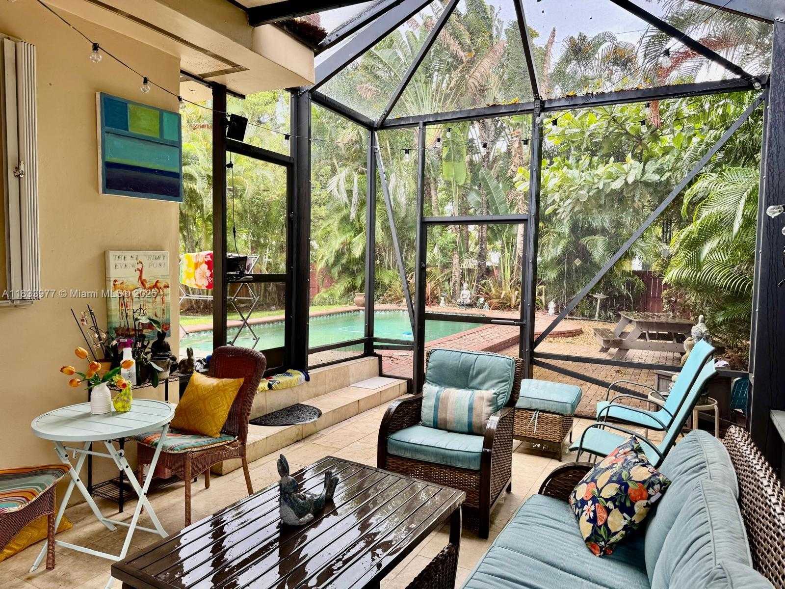 Small Image of 1410 FLETCHER ST, Hollywood Number 8