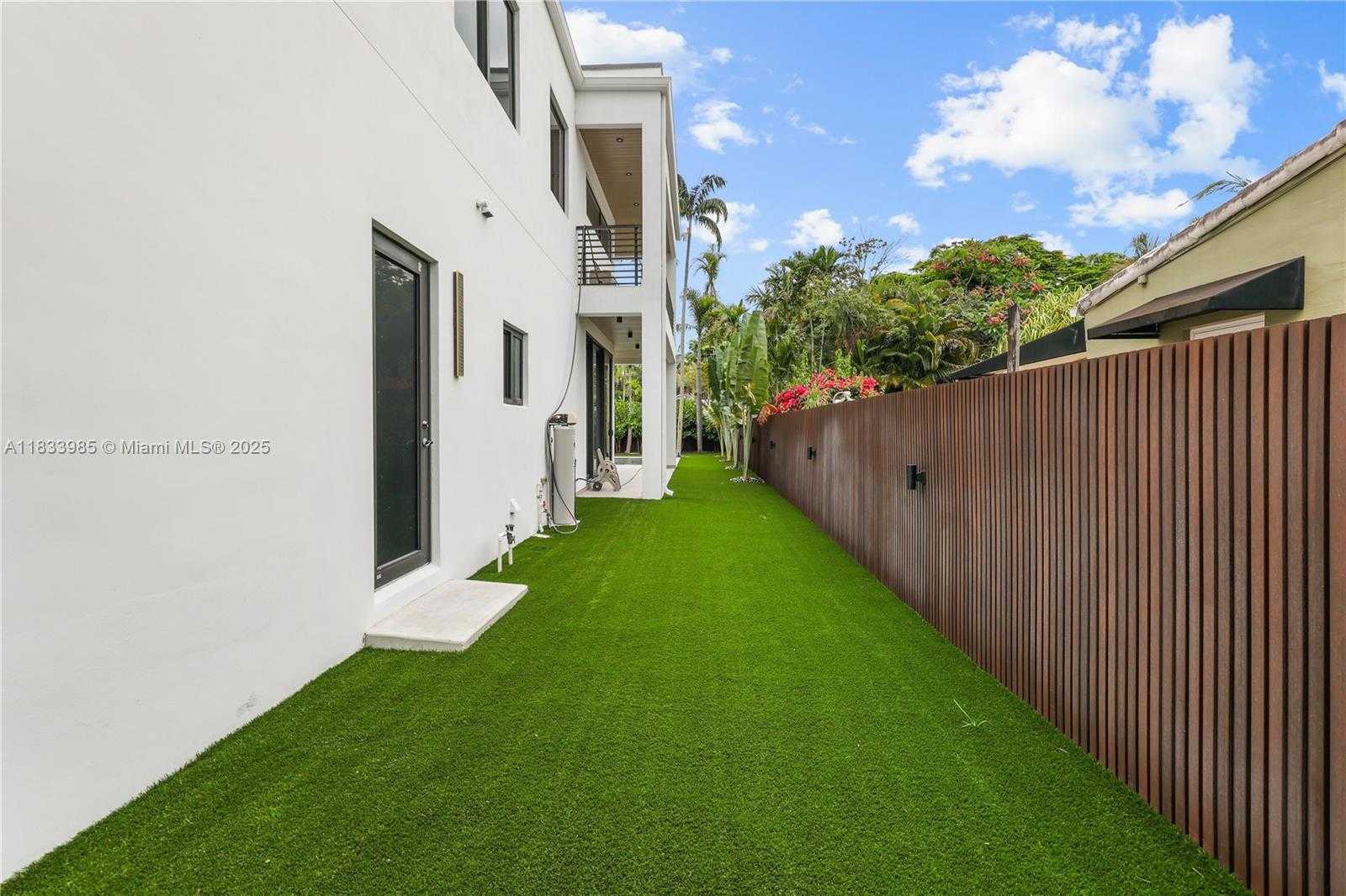 Small Image of 436 NORTH EAST 10TH AVE, Fort Lauderdale Number 22