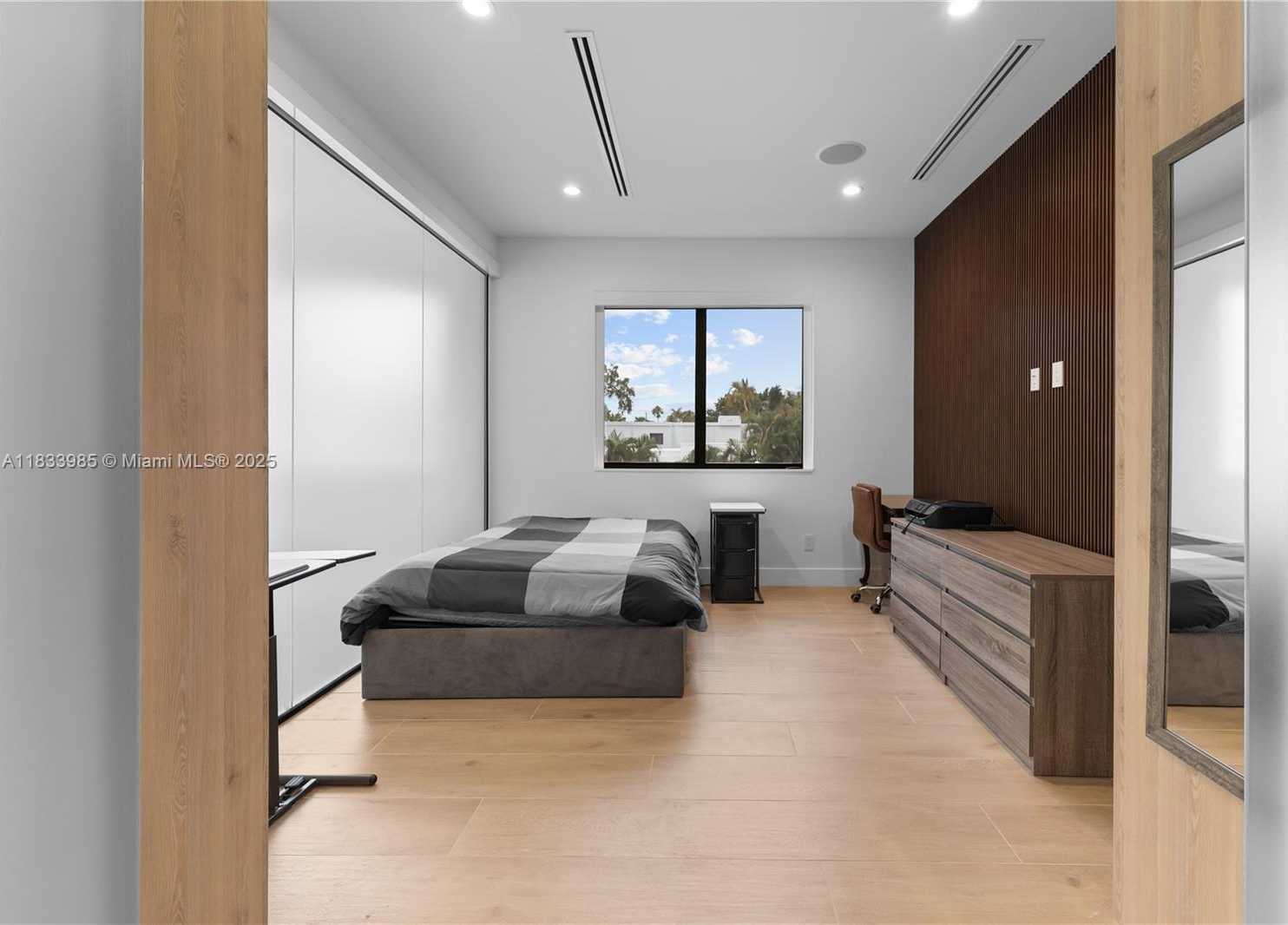 Small Image of 436 NORTH EAST 10TH AVE, Fort Lauderdale Number 58