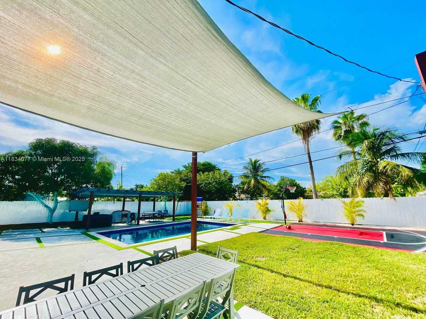 Small Image of 10245 SOUTH WEST 212TH ST, Cutler Bay Number 23