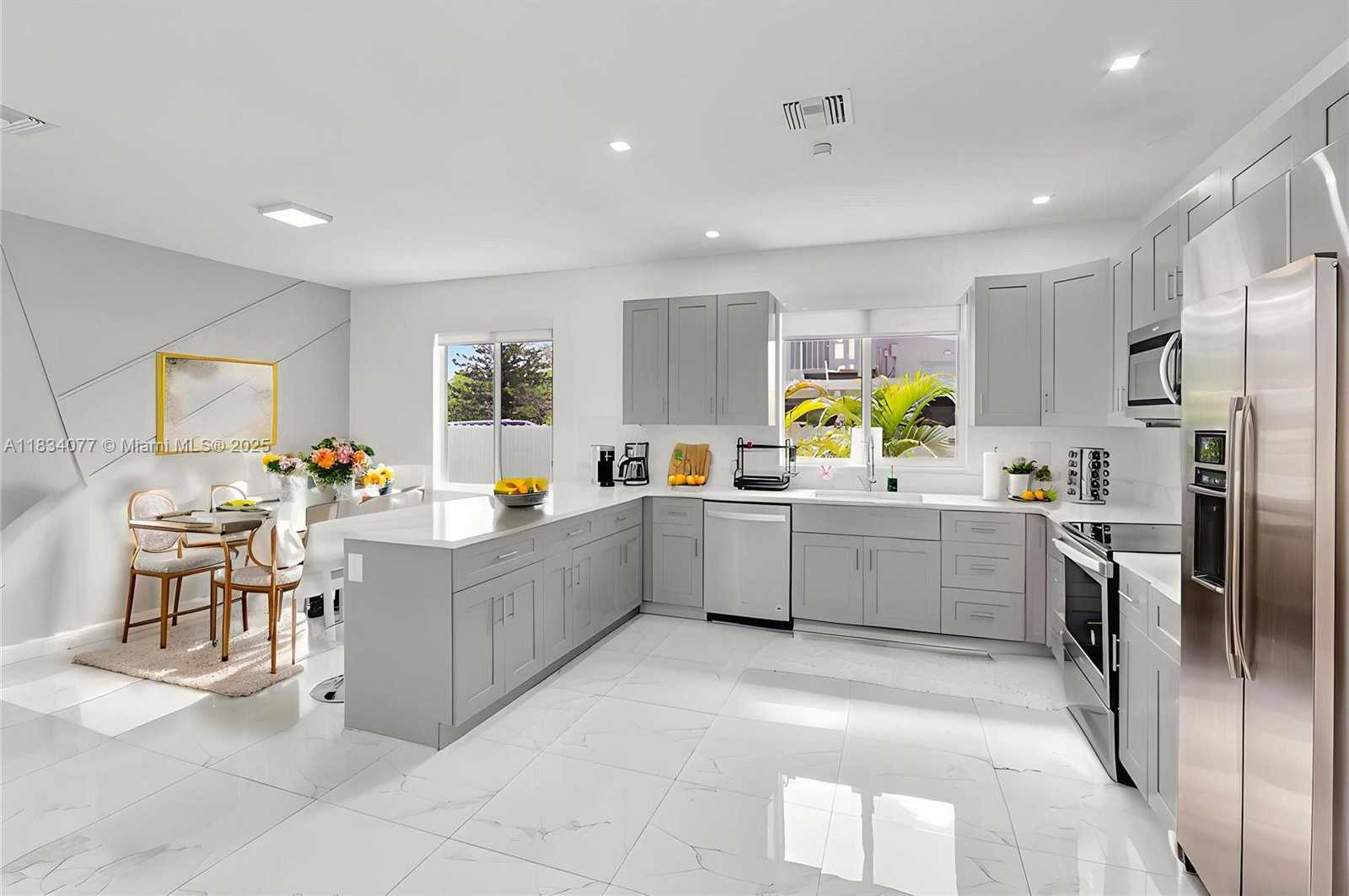 Small Image of 10245 SOUTH WEST 212TH ST, Cutler Bay Number 3