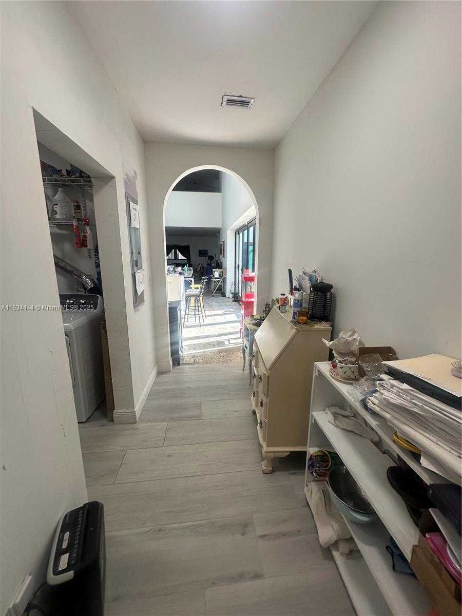 Small Image of 5900 NORTH EAST 21ST LN, Fort Lauderdale Number 12