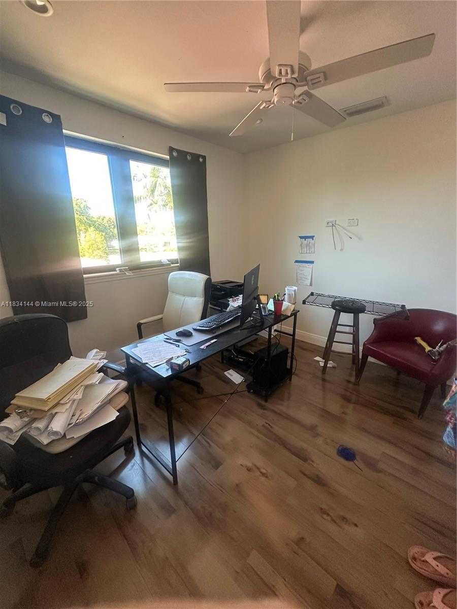 Small Image of 5900 NORTH EAST 21ST LN, Fort Lauderdale Number 16