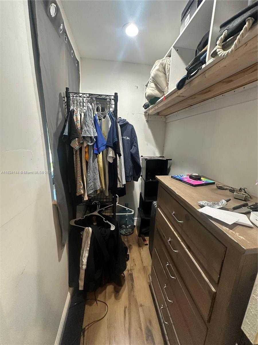 Small Image of 5900 NORTH EAST 21ST LN, Fort Lauderdale Number 21