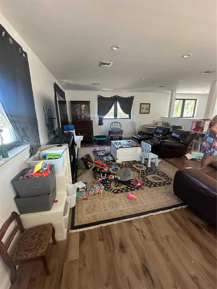 Small Image of 5900 NORTH EAST 21ST LN, Fort Lauderdale Number 24