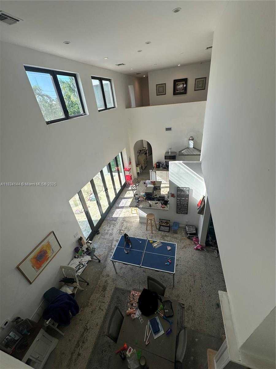 Small Image of 5900 NORTH EAST 21ST LN, Fort Lauderdale Number 25