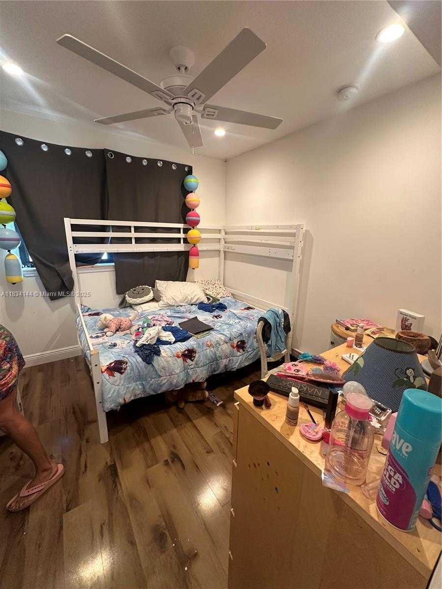 Small Image of 5900 NORTH EAST 21ST LN, Fort Lauderdale Number 30