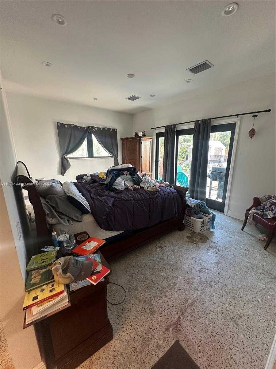 Small Image of 5900 NORTH EAST 21ST LN, Fort Lauderdale Number 42