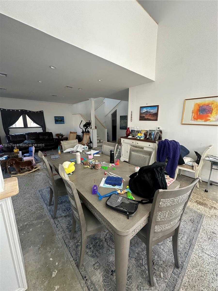 Small Image of 5900 NORTH EAST 21ST LN, Fort Lauderdale Number 6