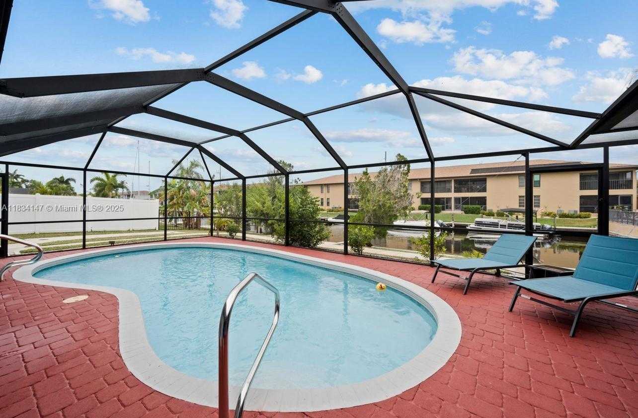 Small Image of 237 SANTA MONICA CT, Cape Coral Number 23