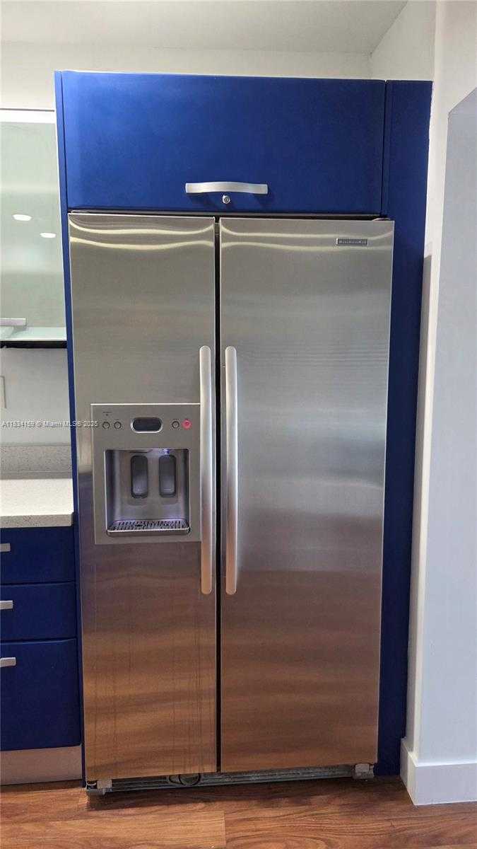 Small Image of 1245 CORAL LN, Hollywood Number 41