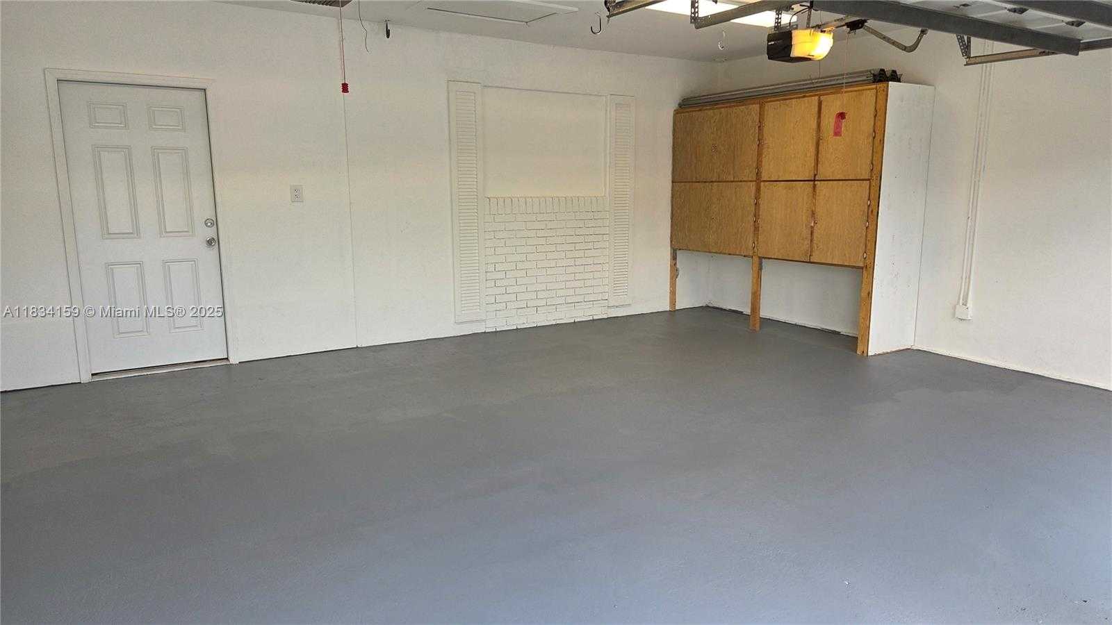Small Image of 1245 CORAL LN, Hollywood Number 48