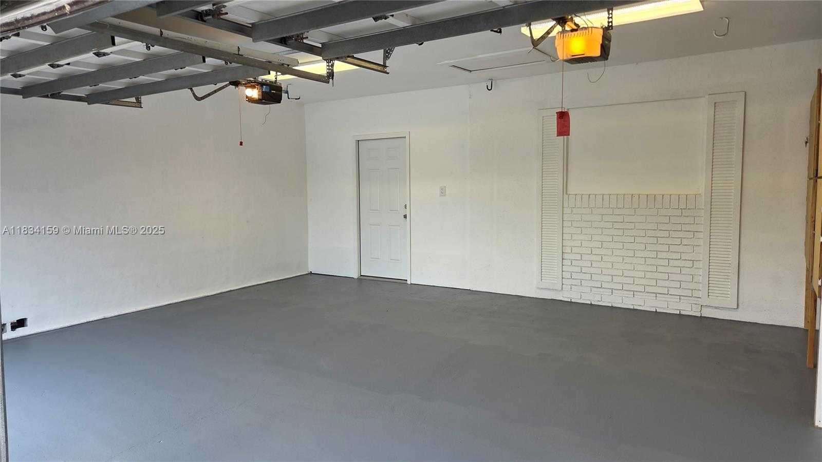 Small Image of 1245 CORAL LN, Hollywood Number 49