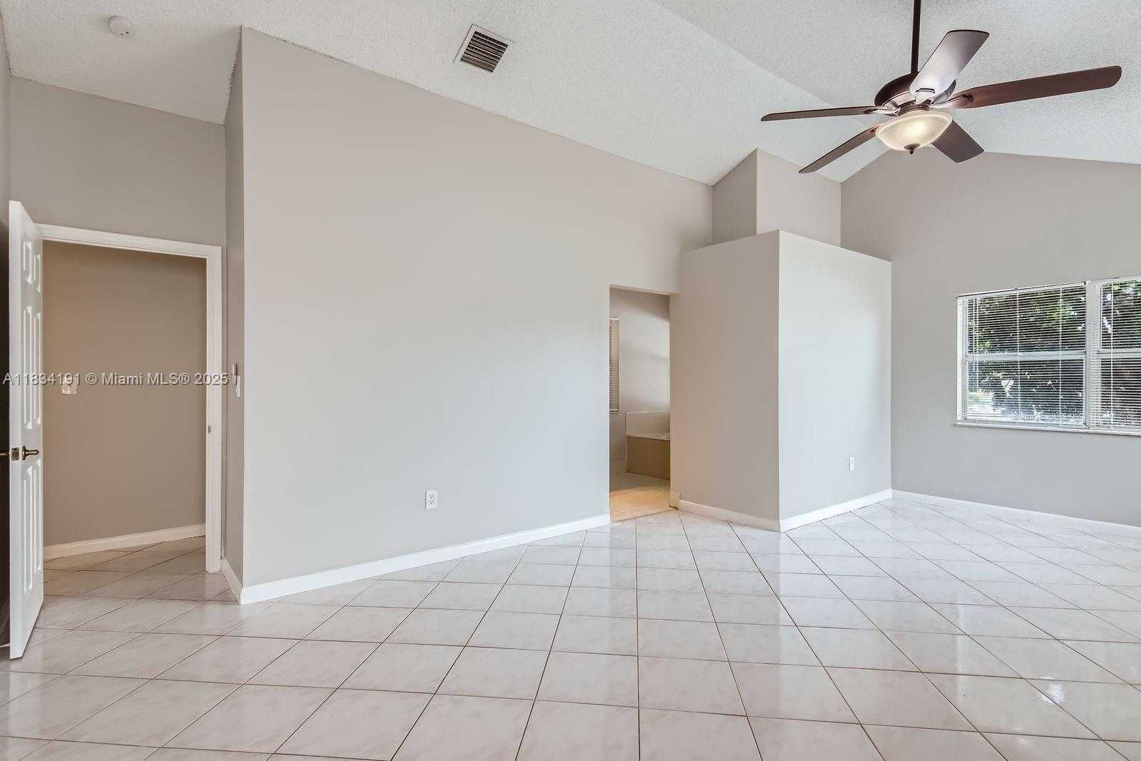 Small Image of 12700 SOUTH WEST 18TH ST, Miramar Number 14