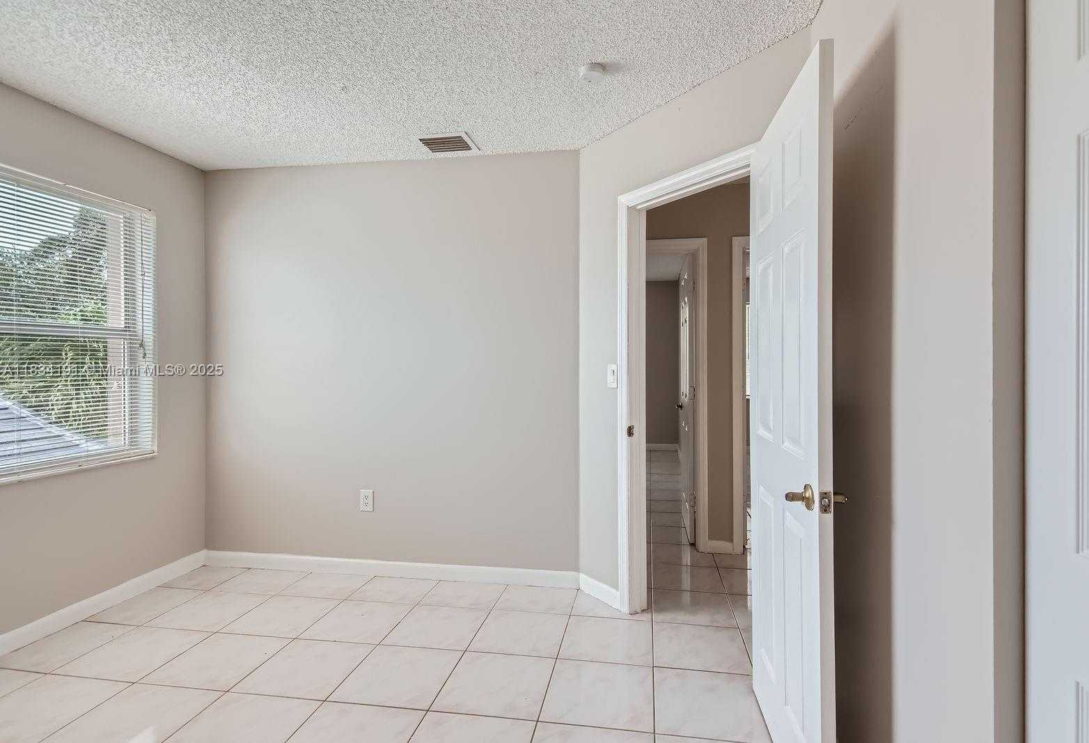Small Image of 12700 SOUTH WEST 18TH ST, Miramar Number 23