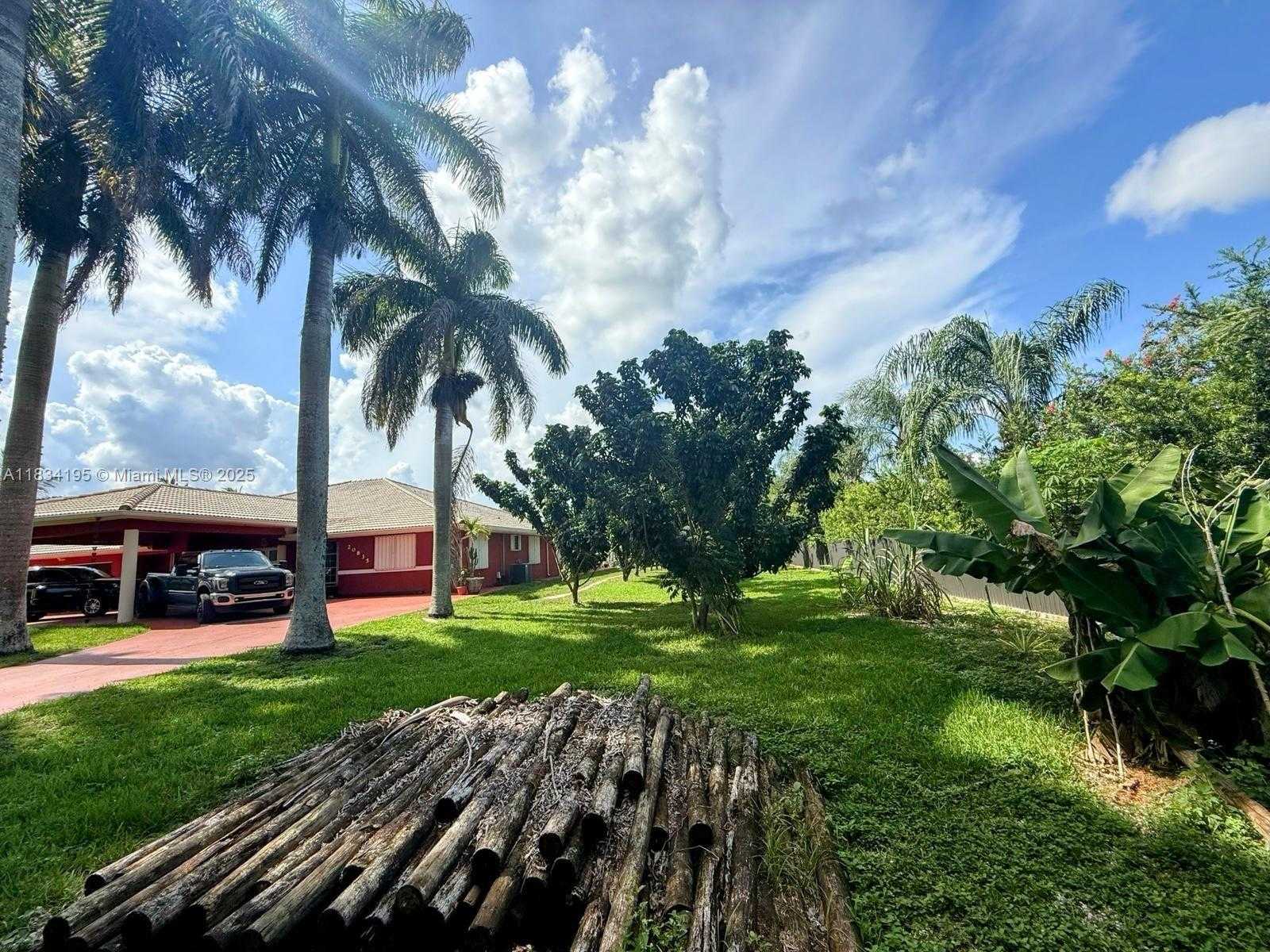 Small Image of Homestead Number 12