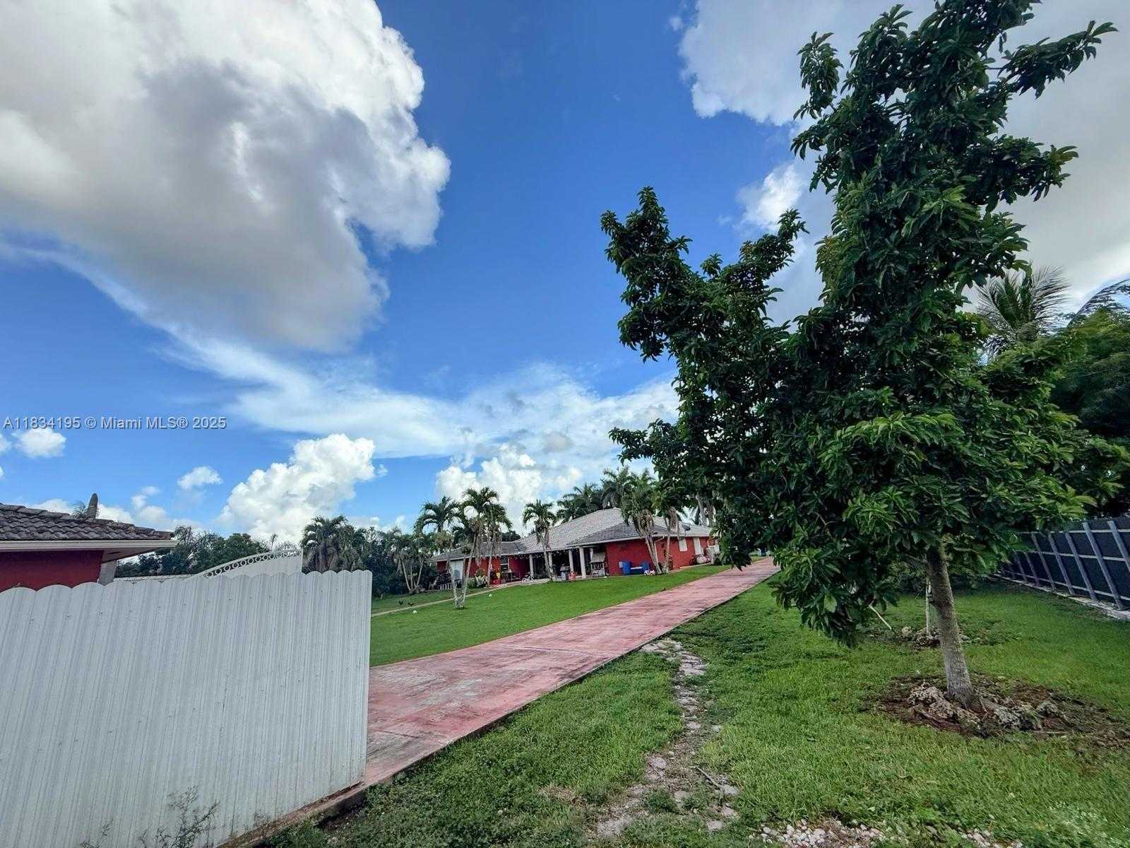 Small Image of Homestead Number 8