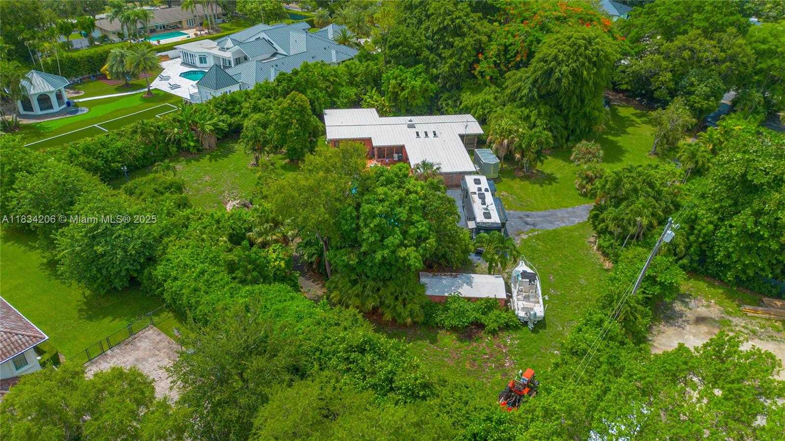 Small Image of 6801 SOUTH WEST 136TH ST, Pinecrest Number 12