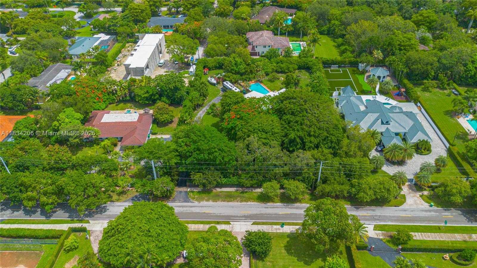 Small Image of 6801 SOUTH WEST 136TH ST, Pinecrest Number 15