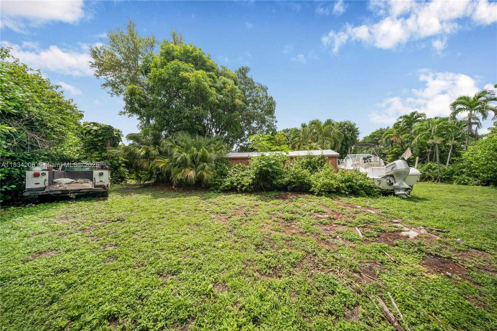 Small Image of 6801 SOUTH WEST 136TH ST, Pinecrest Number 26