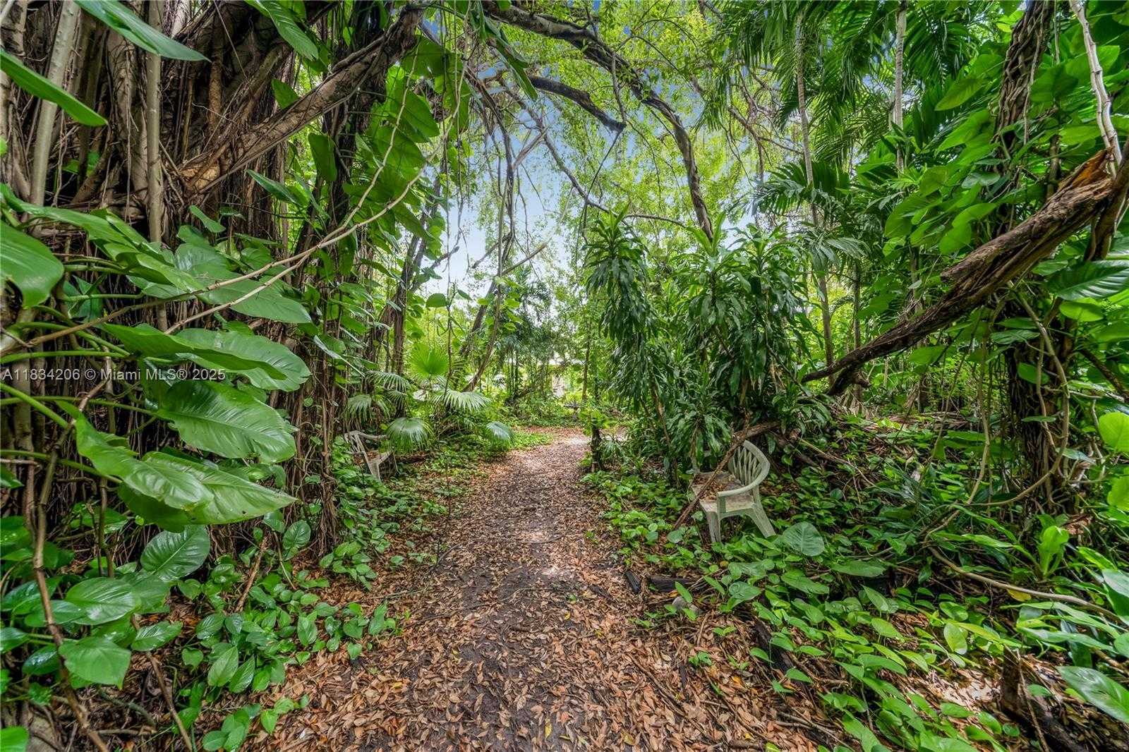 Small Image of 6801 SOUTH WEST 136TH ST, Pinecrest Number 31