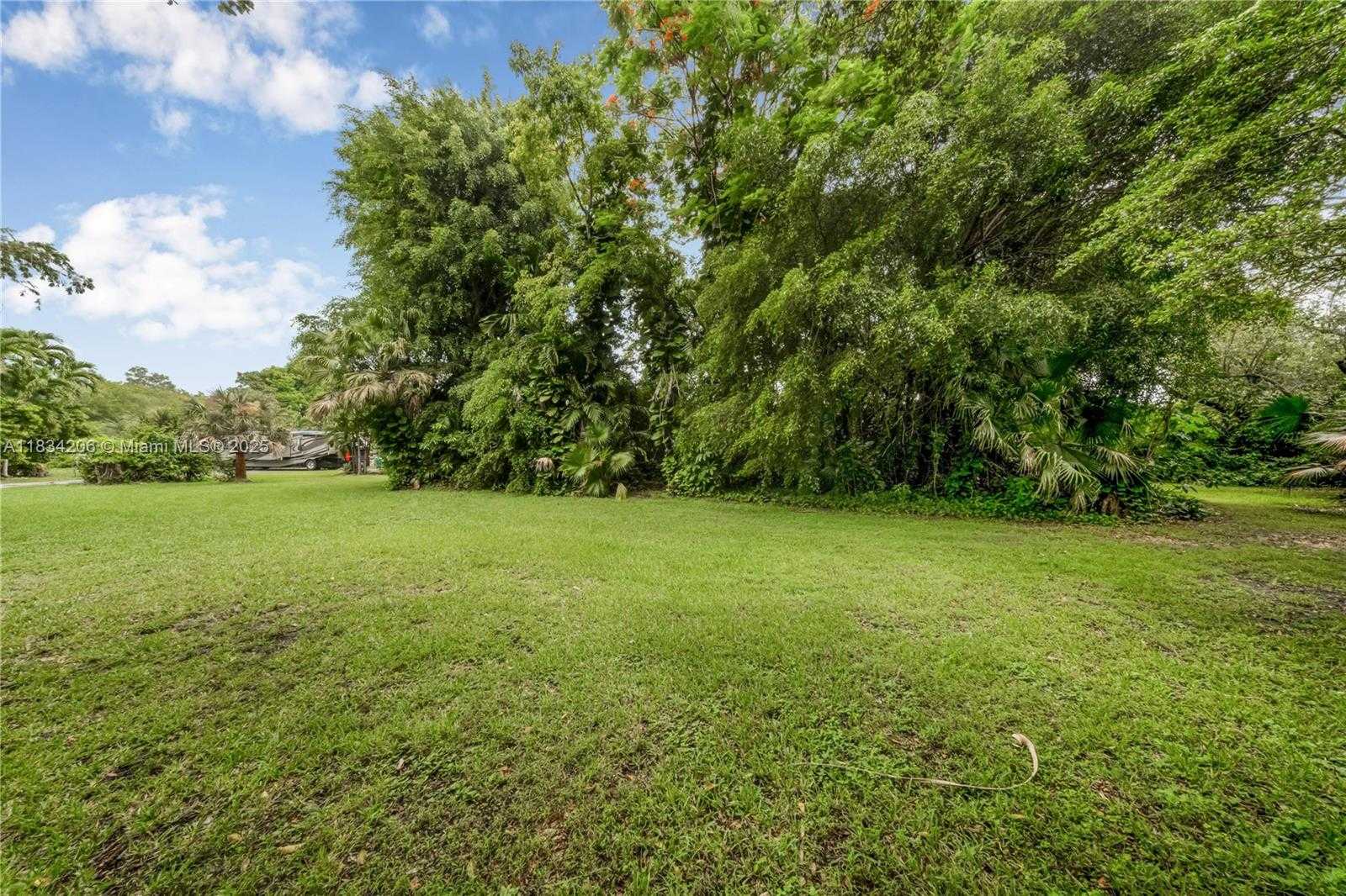 Small Image of 6801 SOUTH WEST 136TH ST, Pinecrest Number 34