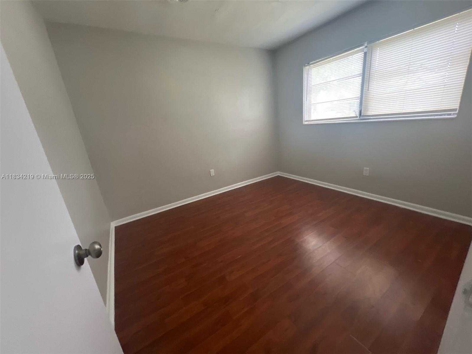 Small Image of 18900 NORTH WEST 19TH AVE, Miami Gardens Number 14