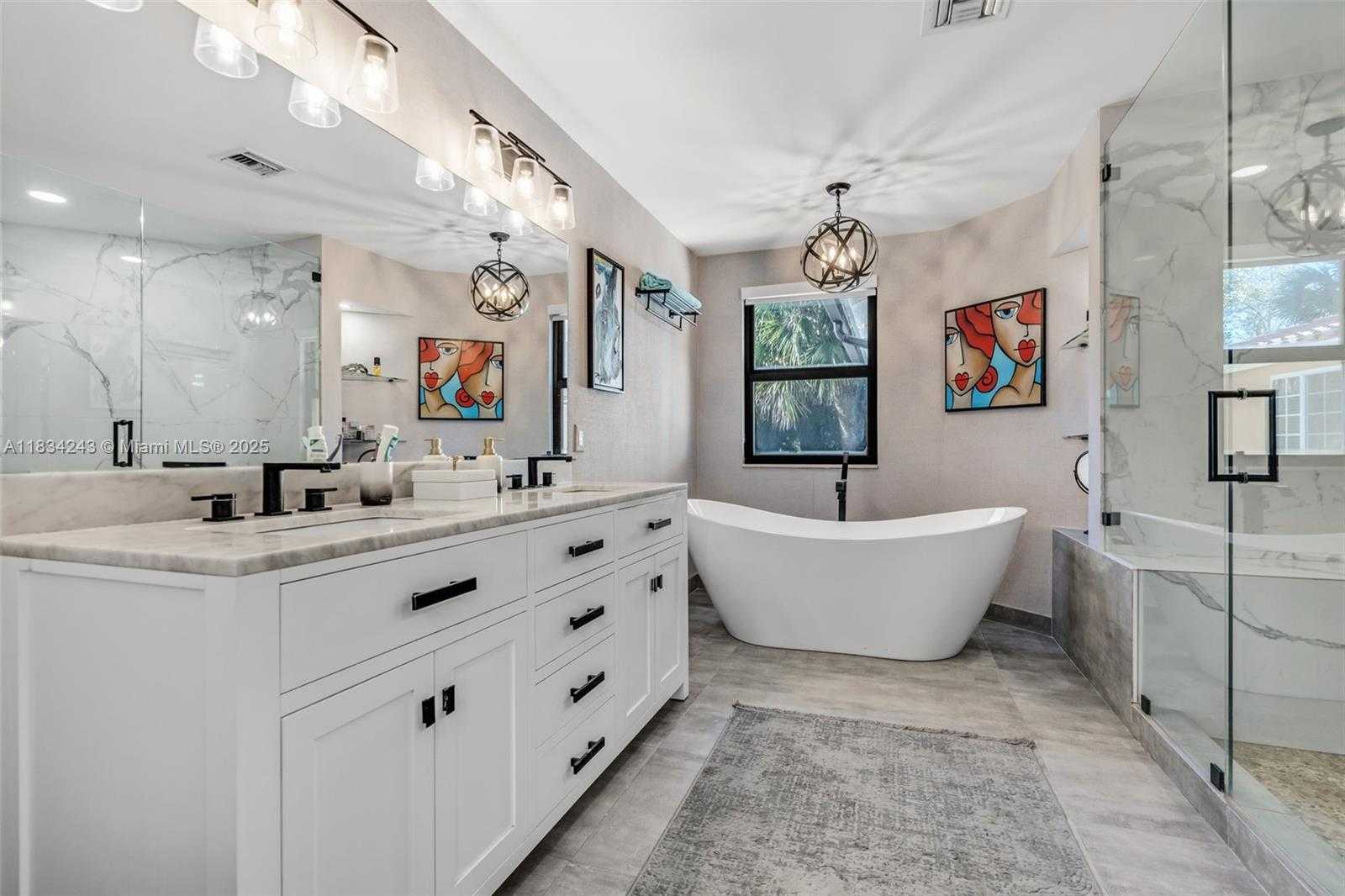 Small Image of 9825 FAIRWAY COVE LN, Plantation Number 25