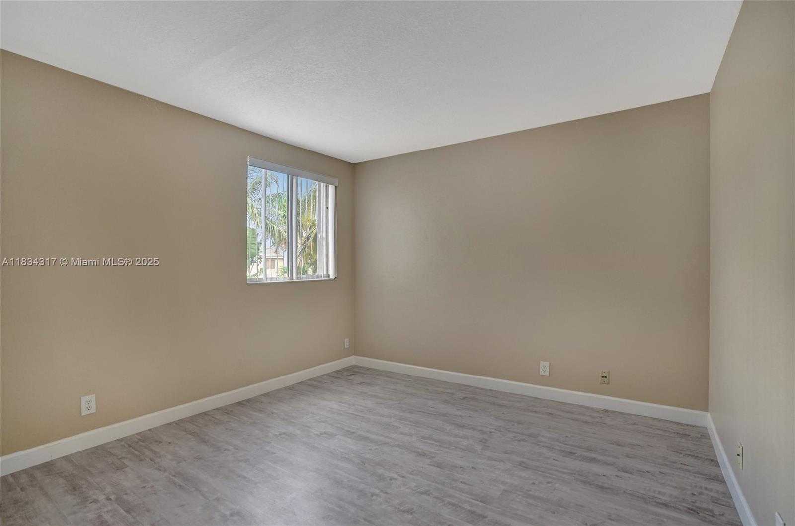 Small Image of 797 CHIMNEY ROCK RD, Weston Number 47