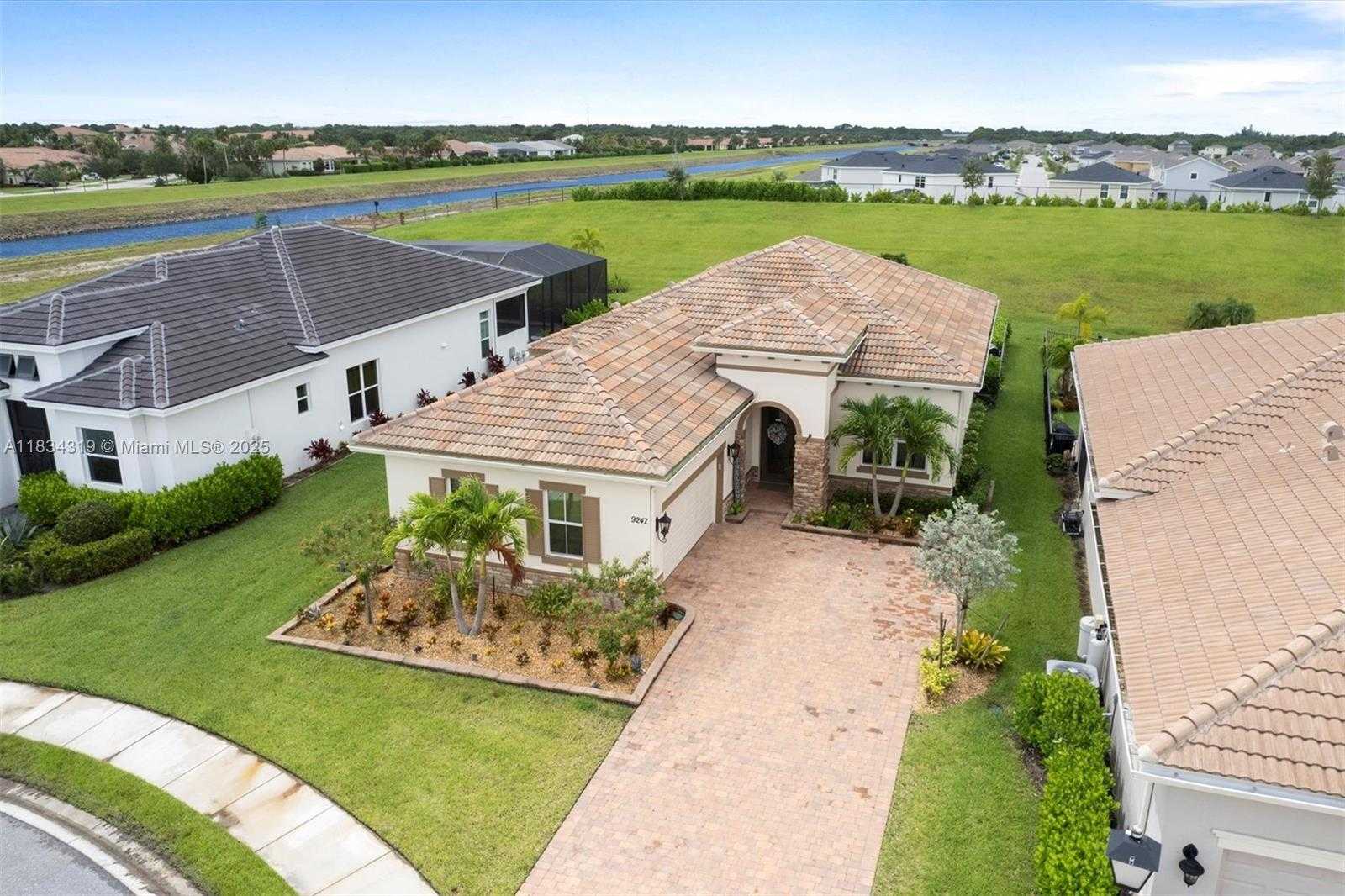 Small Image of 9247 SOUTH WEST MIRACOLI WAY, Port St. Lucie Number 3