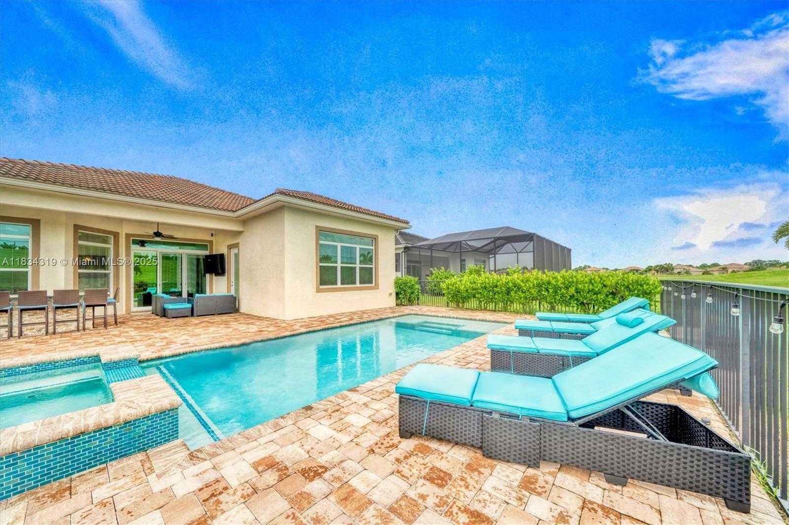 Small Image of 9247 SOUTH WEST MIRACOLI WAY, Port St. Lucie Number 40