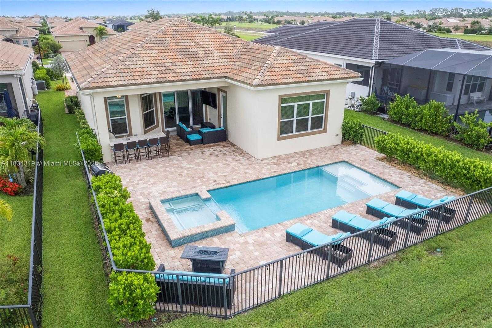 Small Image of 9247 SOUTH WEST MIRACOLI WAY, Port St. Lucie Number 44