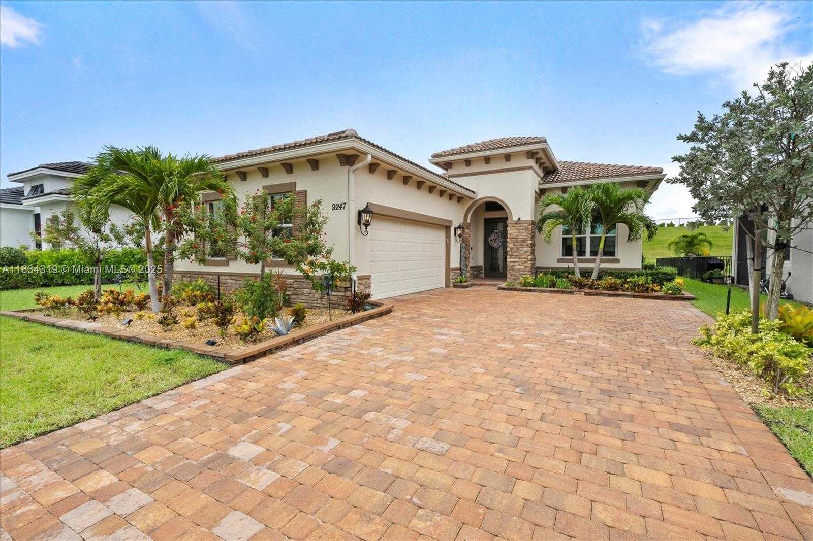 Small Image of 9247 SOUTH WEST MIRACOLI WAY, Port St. Lucie Number 6