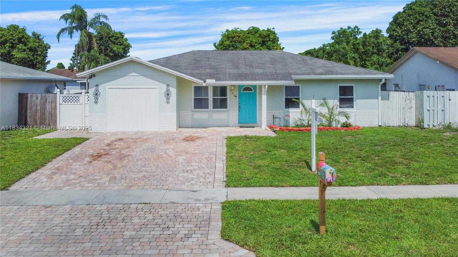 Small Image of 960 SOUTH WEST 83RD AVE, North Lauderdale Number 20